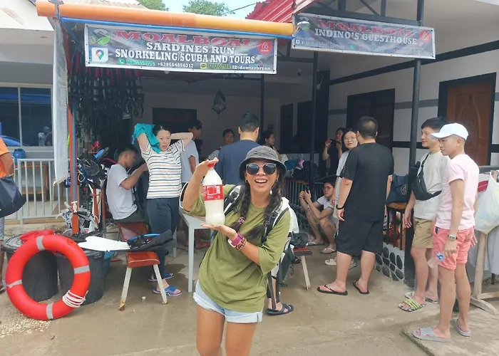 Indino's Sardines Run And Sea Turtle 1 Minute Walking Distance Guest house Moalboal