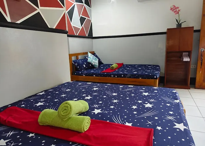 Indino's Sardines Run And Sea Turtle 1 Minute Walking Distance Guest house
